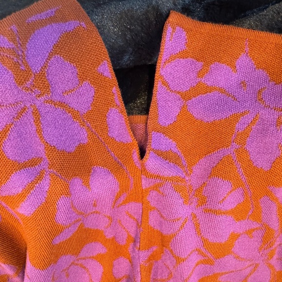 Liz Claiborne Floral Knit Two-Piece Skirt Set – Size L - Picture 10 of 11